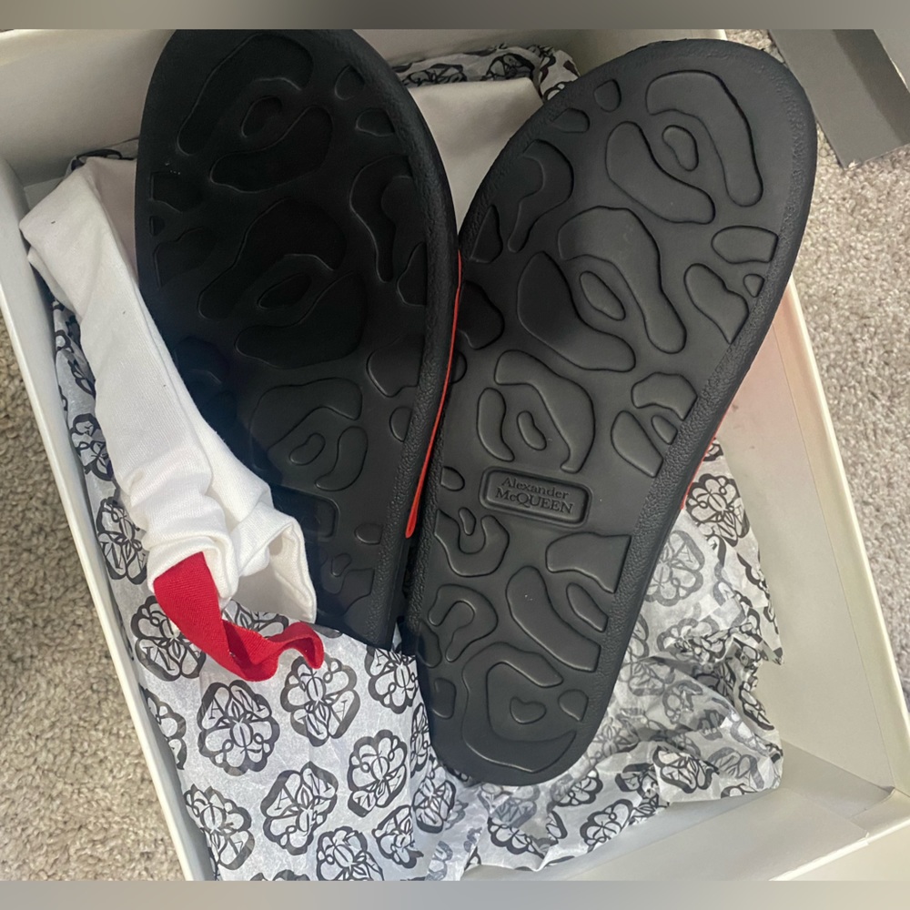 Alexander McQueen pool slides